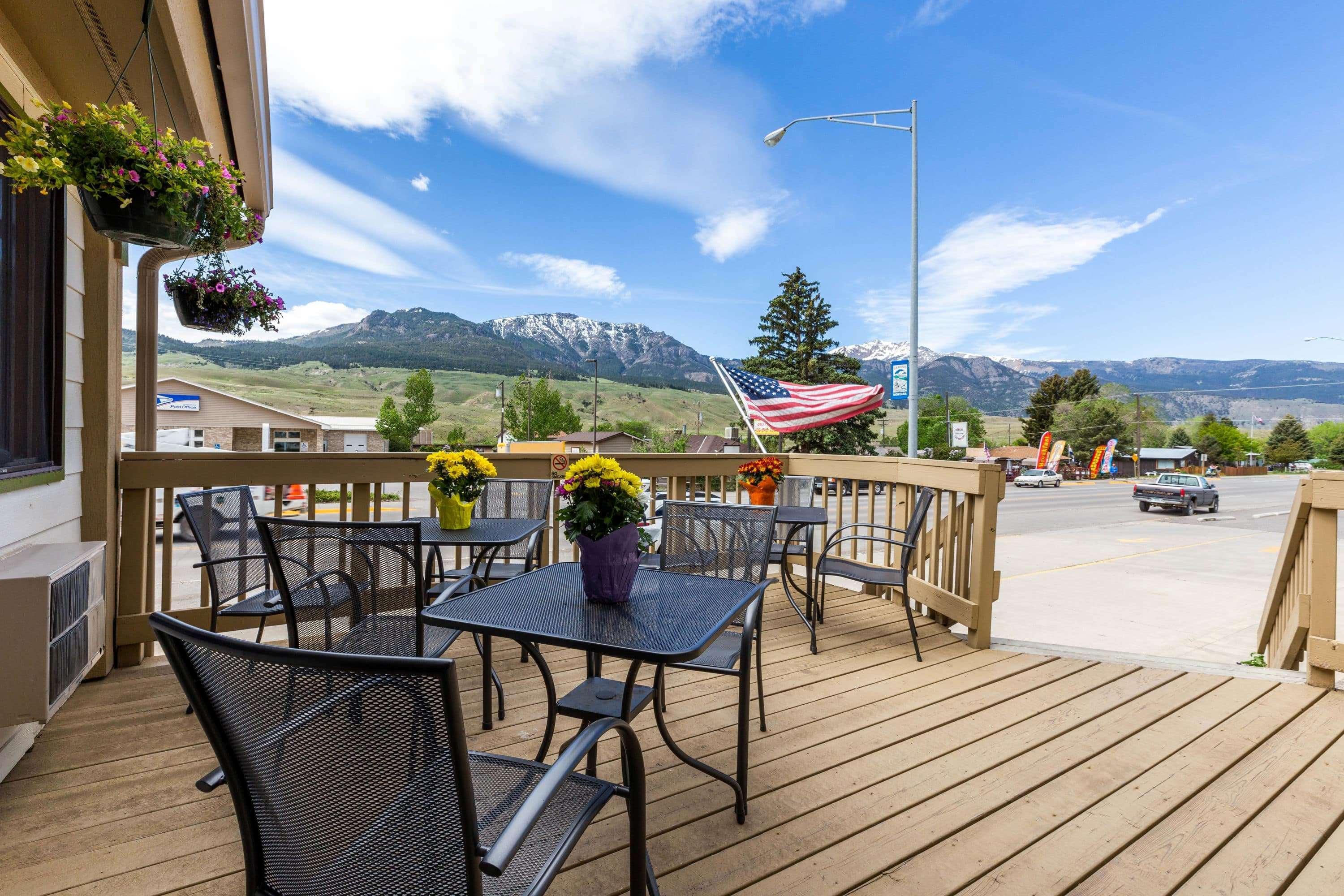 Super 8 By Wyndham Gardiner/Yellowstone Park Area Extérieur photo